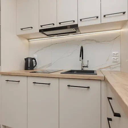 Aleja Jana Pawla II Studio Warsaw By Noclegi Renters Exteriér fotografie