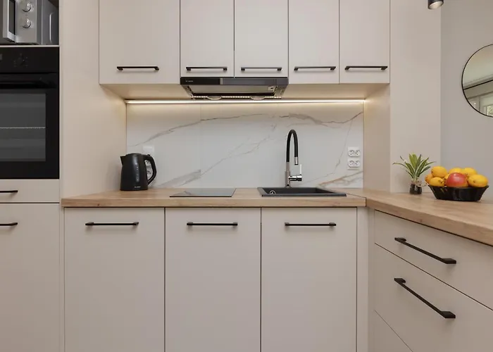 Aleja Jana Pawla II Studio Warsaw By Noclegi Renters